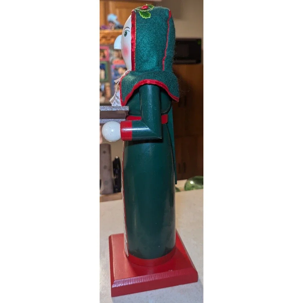 Caroler Nutcracker Target 2006 Limited Ed Christmas Decor 13.5” Green